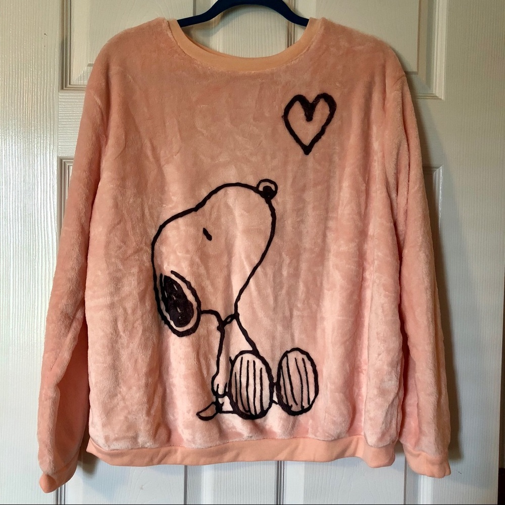 Peanuts Snoopy Plush Pullover Juniors XL